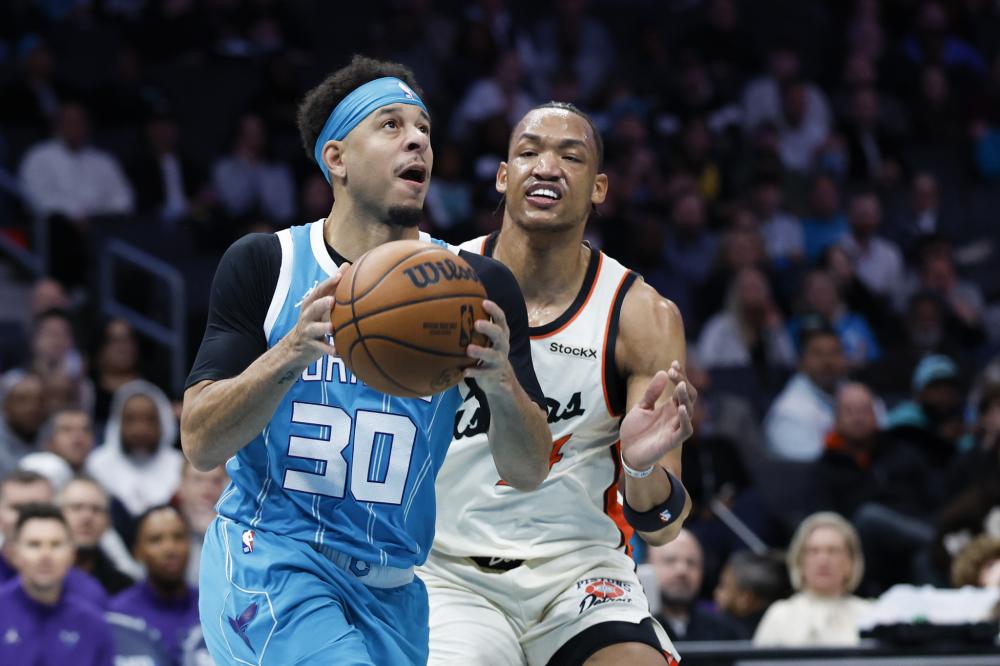 在赛后退役 在赛后退役