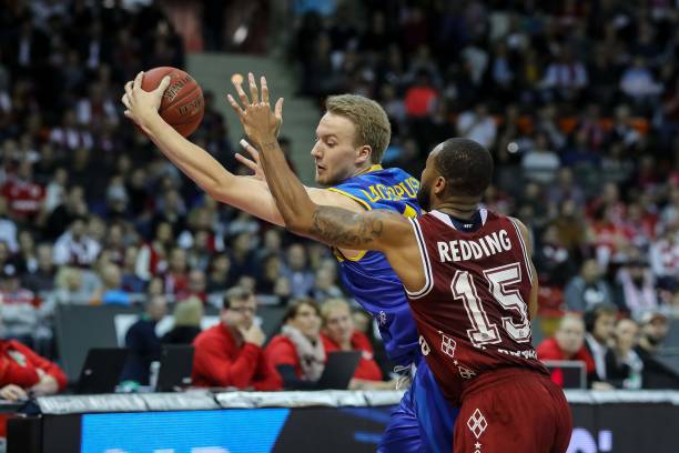 陷入了别样 陷入了别样